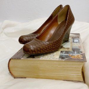 Banana Republic Wedge Heel